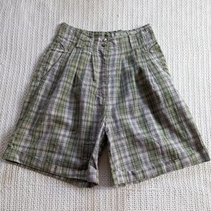 VTG Justin Allen Islander Women's 7/8 27" Waist Plaid Pleated High Rise Shorts